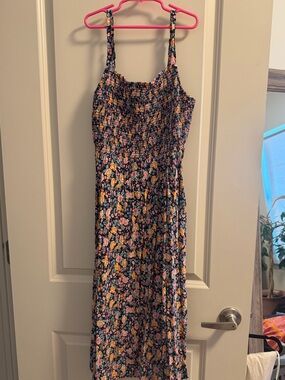 Old navy smocked floral maxi dress